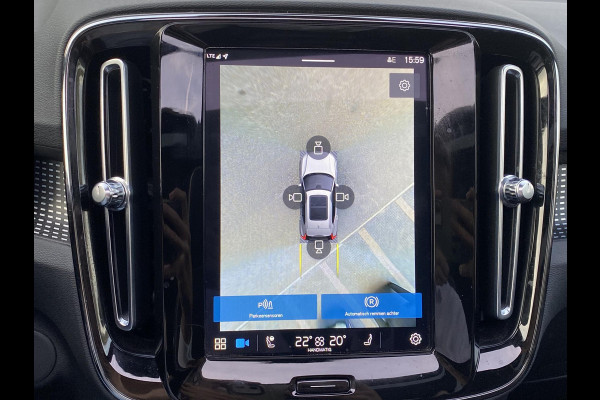 Volvo XC40 Recharge P8 AWD R-Design SOH 92% 1e eigenaar | Origineel NL auto | Pano | Harman Kardon | 360° Camera | Elec. trekhaak | Rijklaar met 12 mnd BOVAG | BTW verrekenbaar