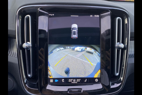 Volvo XC40 Recharge P8 AWD R-Design SOH 92% 1e eigenaar | Origineel NL auto | Pano | Harman Kardon | 360° Camera | Elec. trekhaak | Rijklaar met 12 mnd BOVAG | BTW verrekenbaar