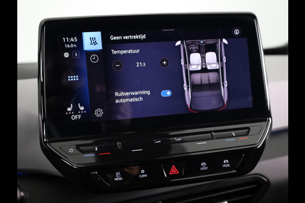 Volkswagen ID.3 First Plus 58 kWh 204 pk | Navigatie | Trekhaak (afneembaar) | Parkeersensoren | Achteruitrijcamera | Stoelverwarming | Matrix LED koplampen |