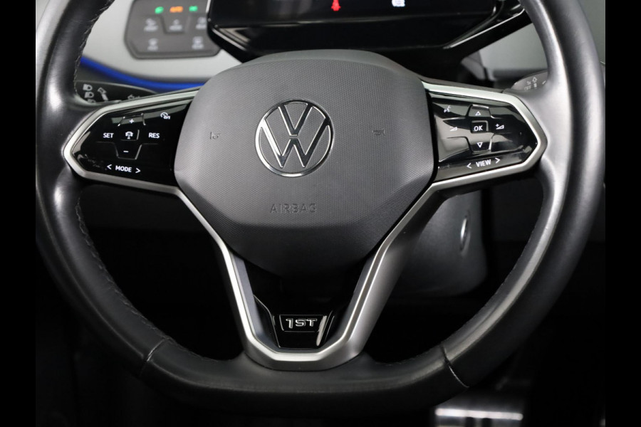Volkswagen ID.3 First Plus 58 kWh 204 pk | Navigatie | Trekhaak (afneembaar) | Parkeersensoren | Achteruitrijcamera | Stoelverwarming | Matrix LED koplampen |