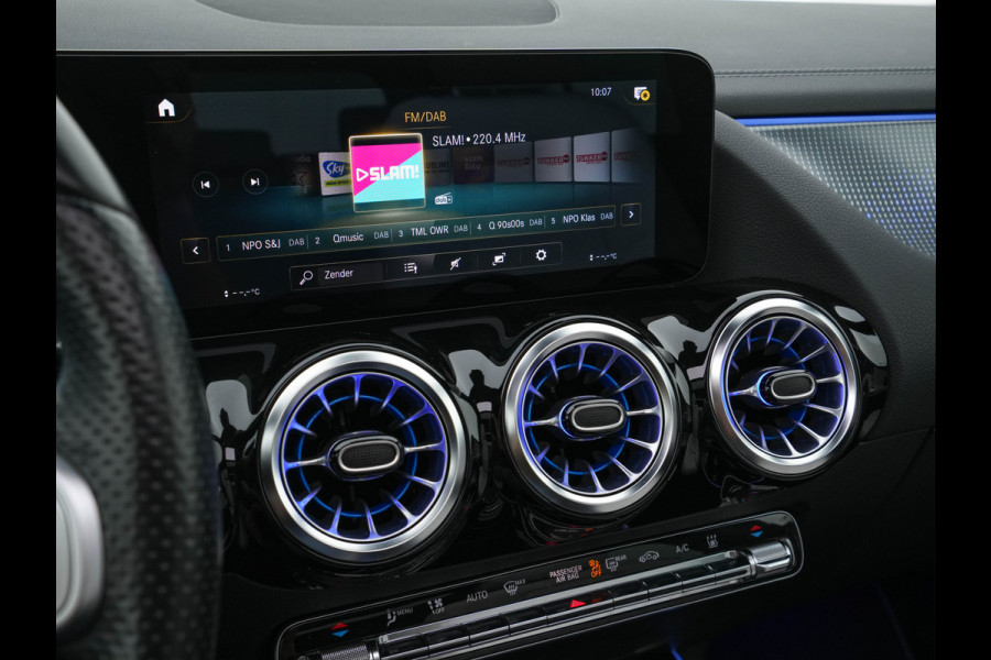 Mercedes-Benz EQA 250 Edition-1 Sport-Pack 67 kWh [ 3-Fase ] *PANO | HEAD-UP | DISTRONIC-PLUS | BURMESTER-AUDIO | WIDE-SCREEN-DIGI-COCKPIT | FULL-LED | FUFLL-LEATHER | MEMORY-PACK | TOP-VIEW | NAVI-FULLMAP | DAB+ | KEYLESS | HEATED-SPORTSEAT