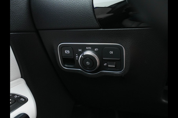 Mercedes-Benz EQA 250 Edition-1 Sport-Pack 67 kWh [ 3-Fase ] *PANO | HEAD-UP | DISTRONIC-PLUS | BURMESTER-AUDIO | WIDE-SCREEN-DIGI-COCKPIT | FULL-LED | FUFLL-LEATHER | MEMORY-PACK | TOP-VIEW | NAVI-FULLMAP | DAB+ | KEYLESS | HEATED-SPORTSEAT