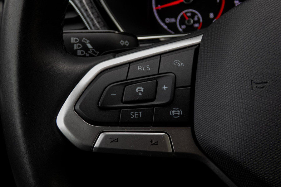 Volkswagen T-Cross 1.0 TSI Style | ADAPTIEVE CRUISE CONTROL | STOELVERWARMING | ACHTERUITRIJCAMERA | LED