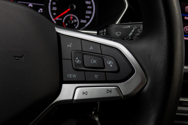 Volkswagen T-Cross 1.0 TSI Style | ADAPTIEVE CRUISE CONTROL | STOELVERWARMING | ACHTERUITRIJCAMERA | LED
