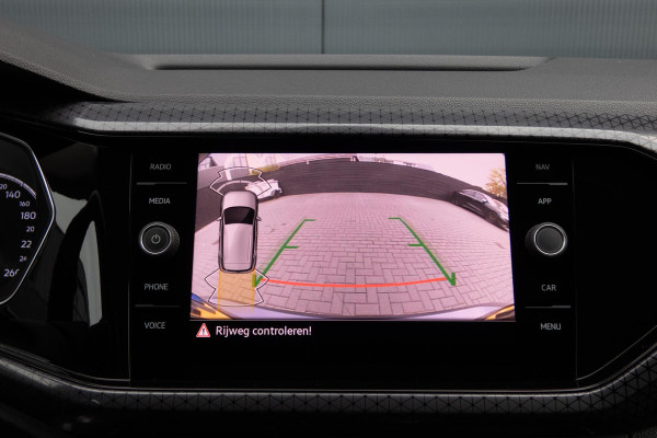 Volkswagen T-Cross 1.0 TSI Style | ADAPTIEVE CRUISE CONTROL | STOELVERWARMING | ACHTERUITRIJCAMERA | LED