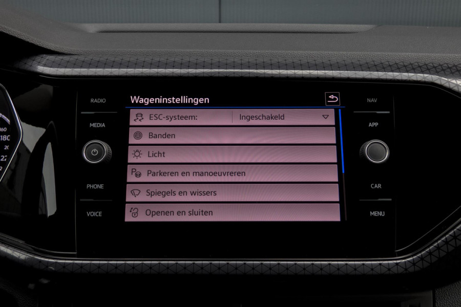 Volkswagen T-Cross 1.0 TSI Style | ADAPTIEVE CRUISE CONTROL | STOELVERWARMING | ACHTERUITRIJCAMERA | LED