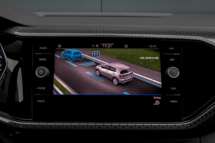 Volkswagen T-Cross 1.0 TSI Style | ADAPTIEVE CRUISE CONTROL | STOELVERWARMING | ACHTERUITRIJCAMERA | LED