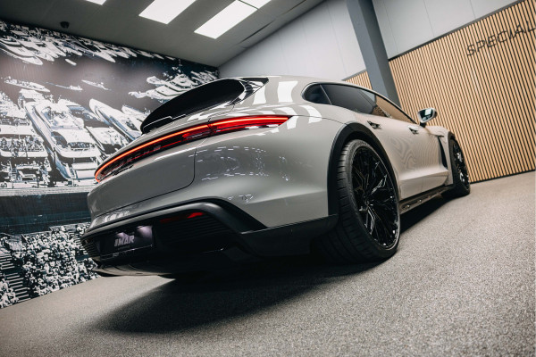 Porsche Taycan Cross Turismo 4 93 kWh | Sport Chrono | Stoelverwarming | Luchtvering | 360 camera |