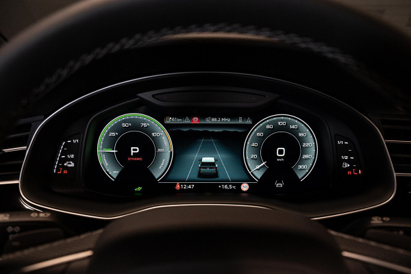 Audi Q8 55 TFSI e quattro Pro Line S *Vierwielbesturing / ABT 23'' / Bang & Olufsen / Panorama / Stoelventilatie / Head-up*