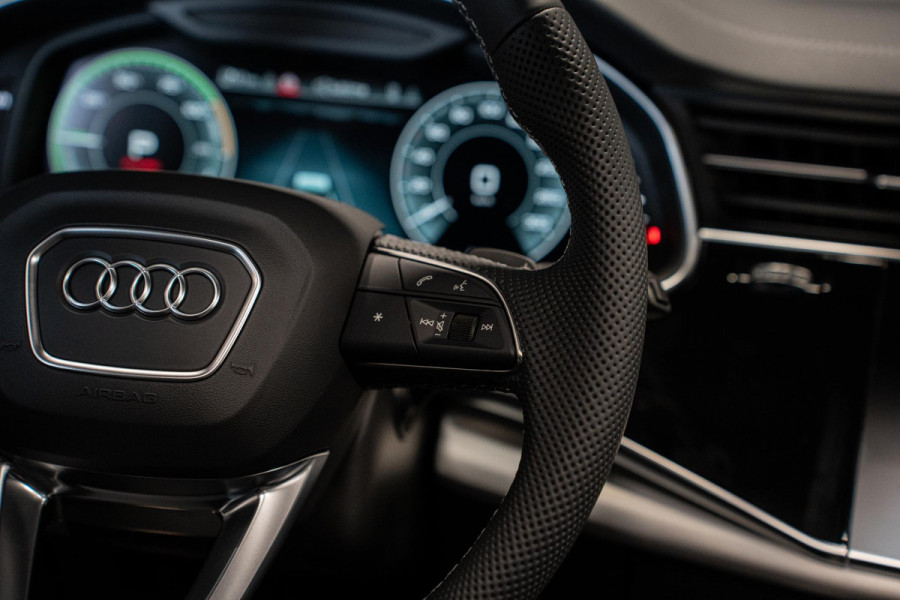 Audi Q8 55 TFSI e quattro Pro Line S *Vierwielbesturing / ABT 23'' / Bang & Olufsen / Panorama / Stoelventilatie / Head-up*