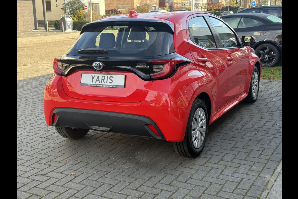 Toyota Yaris 1.5 Hybrid Dynamic | Stoelverwarming, Keyless, Apple Carplay/Android auto, Parkeercamera, LED