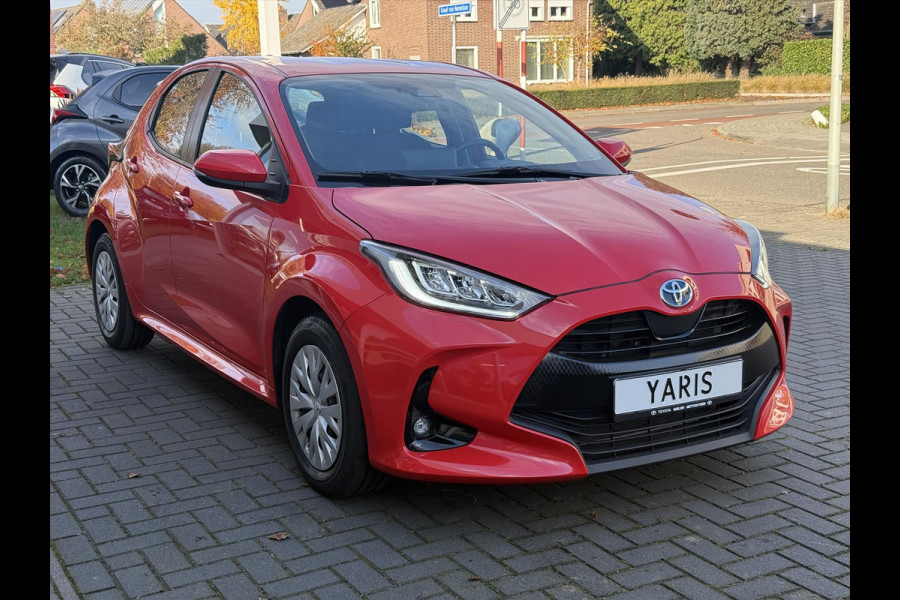 Toyota Yaris 1.5 Hybrid Dynamic | Stoelverwarming, Keyless, Apple Carplay/Android auto, Parkeercamera, LED