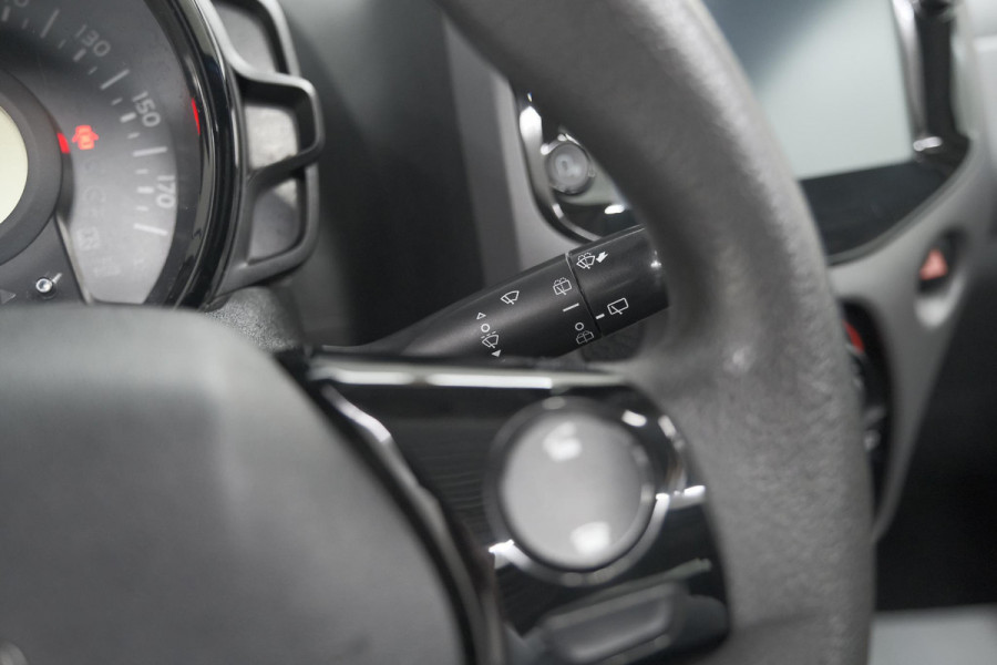 Peugeot 108 1.0 e-VTi Active TOP! | Elektrisch Vouwdak | Camera | Apple Carplay