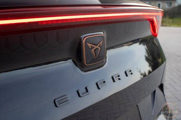 CUPRA Formentor 1.4 e-Hybrid VZ Black Edition PANO MEMORY CAMERA STOELVERWARMING