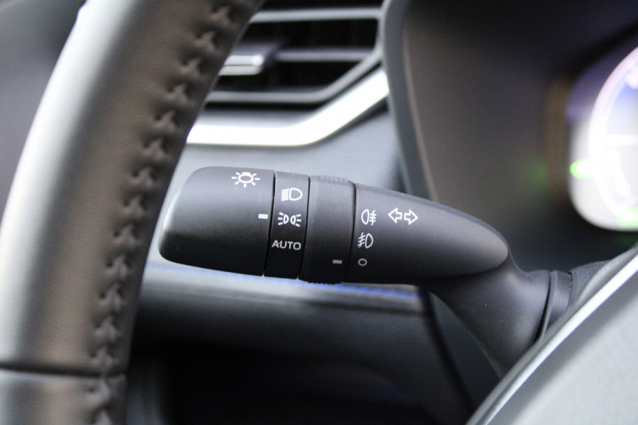 Toyota RAV4 2.5 Hybrid Style | BTW | JBL | 360 | STUURW.VERWARMD | ACC | CARPLAY |