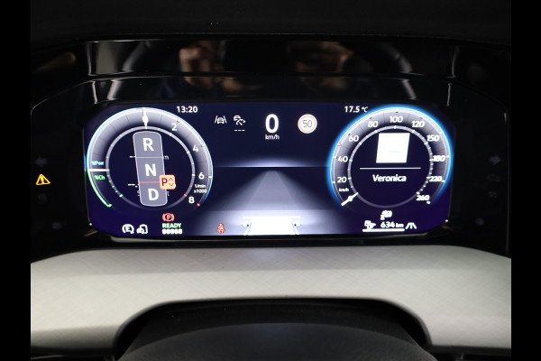 Volkswagen Golf 1.5 eHybrid Life Edition 204 pk Automaat (DSG) | Verlengde garantie | Navigatie via App | Parkeersensoren (Park assist) | Achteruitrijcamera | Adaptieve cruise control |