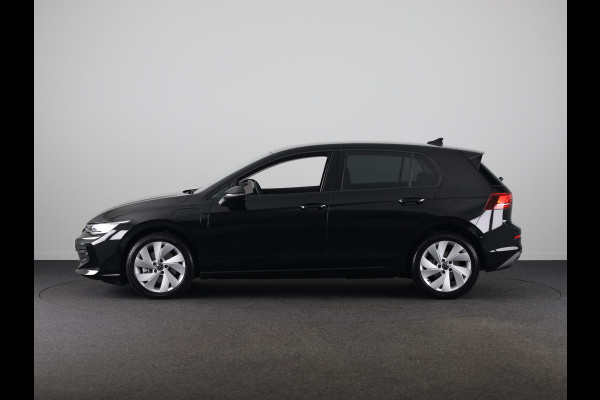 Volkswagen Golf 1.5 eHybrid Life Edition 204 pk Automaat (DSG) | Verlengde garantie | Navigatie via App | Parkeersensoren (Park assist) | Achteruitrijcamera | Adaptieve cruise control |