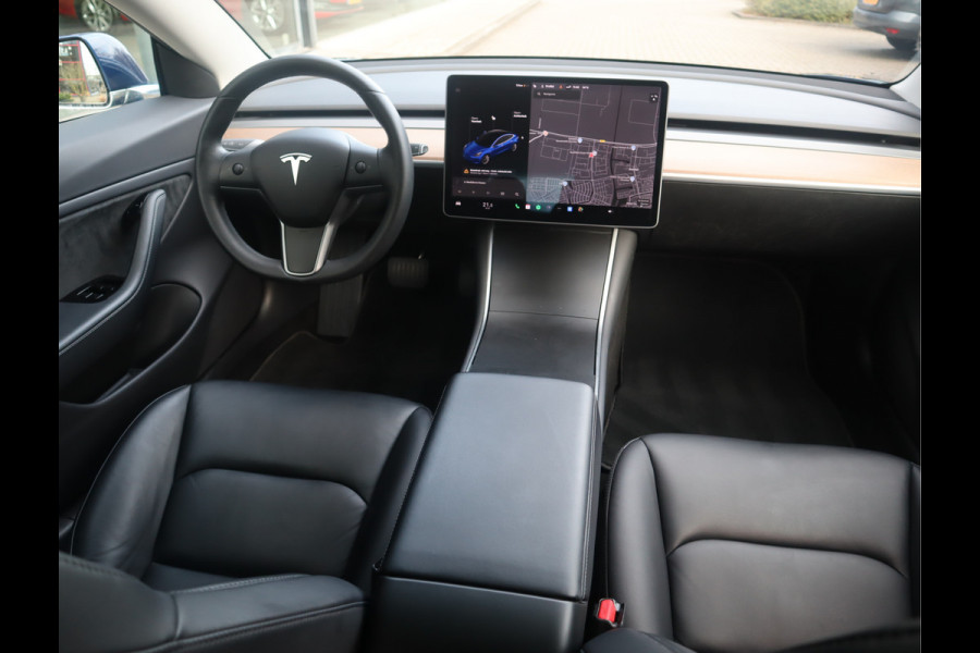 Tesla Model 3 Long Range AWD 75 kWh / Autopilot