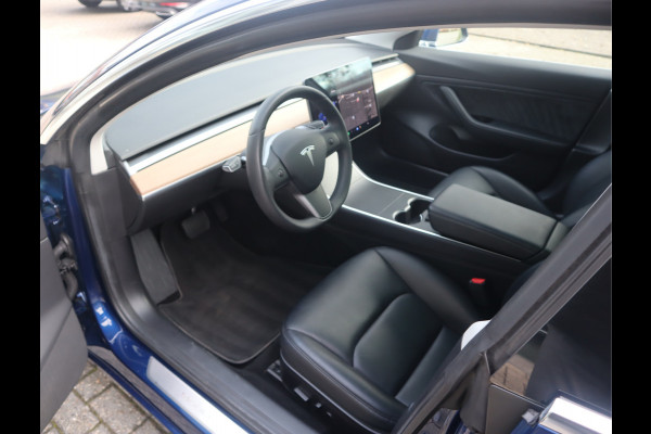 Tesla Model 3 Long Range AWD 75 kWh / Autopilot