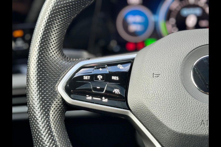 Volkswagen Golf 1.4 eHybrid GTE Pano/HuD/Dodehoek