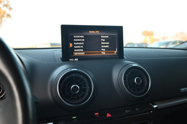 Audi A3 Sportback 1.4 e-tron Sport 204 PK Virtual Cockpit Adaptive Cruise Keyless Leder PDC 17''