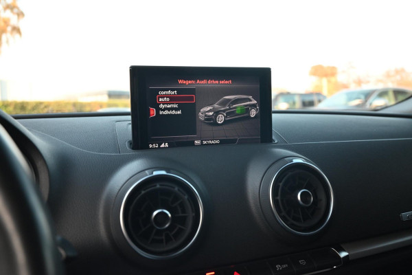 Audi A3 Sportback 1.4 e-tron Sport 204 PK Virtual Cockpit Adaptive Cruise Keyless Leder PDC 17''