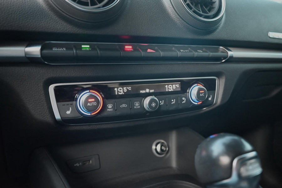 Audi A3 Sportback 1.4 e-tron Sport 204 PK Virtual Cockpit Adaptive Cruise Keyless Leder PDC 17''