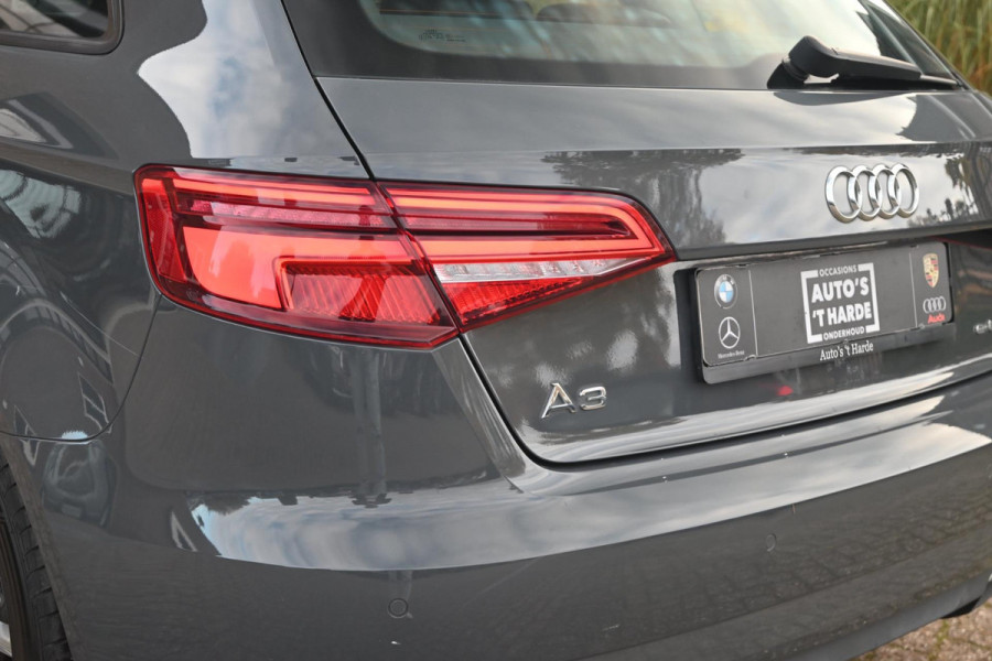 Audi A3 Sportback 1.4 e-tron Sport 204 PK Virtual Cockpit Adaptive Cruise Keyless Leder PDC 17''
