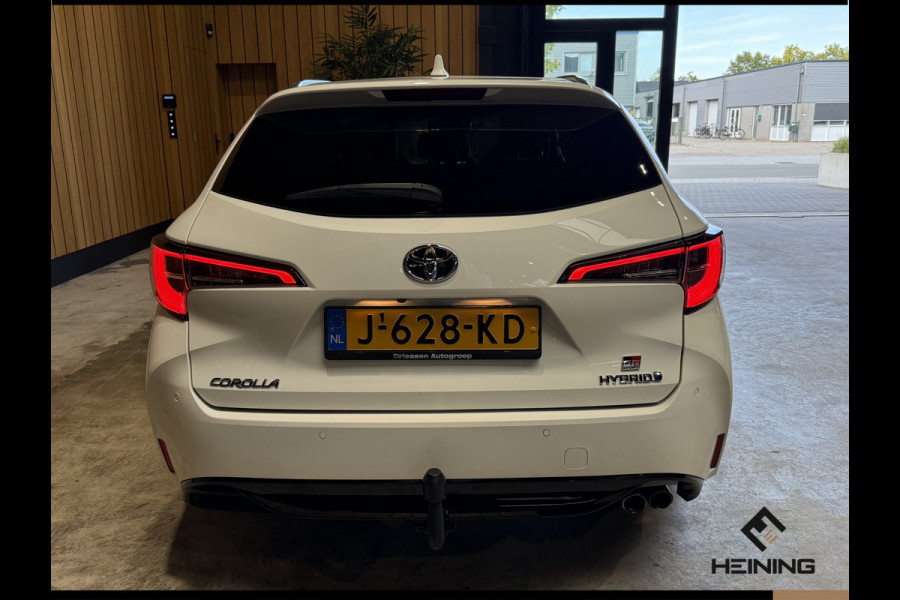 Toyota Corolla Touring Sports 2.0 Hybrid Business GR-Sport Trekhaak. Apple-carplay. Head-up display. Hollandse auto met NAP