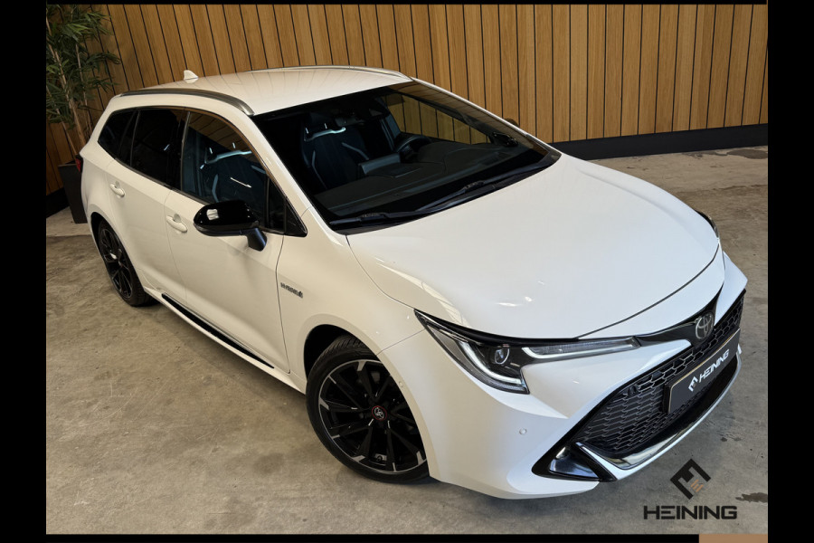 Toyota Corolla Touring Sports 2.0 Hybrid Business GR-Sport Trekhaak. Apple-carplay. Head-up display. Hollandse auto met NAP