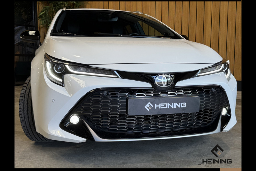 Toyota Corolla Touring Sports 2.0 Hybrid Business GR-Sport Trekhaak. Apple-carplay. Head-up display. Hollandse auto met NAP