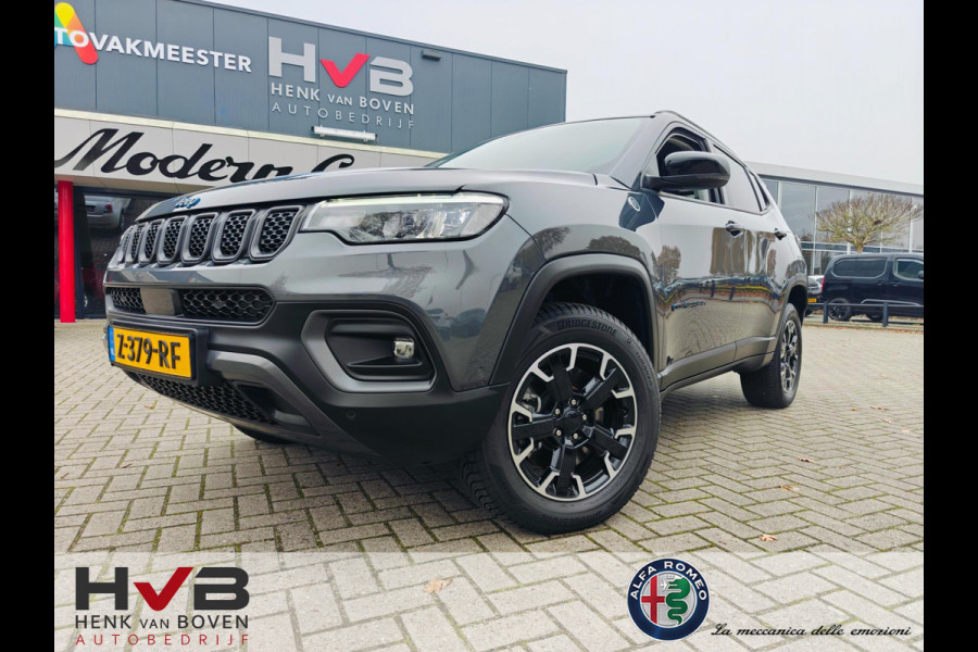 Jeep Compass 4xe 240 Plug-in Hybrid Electric Trailhawk