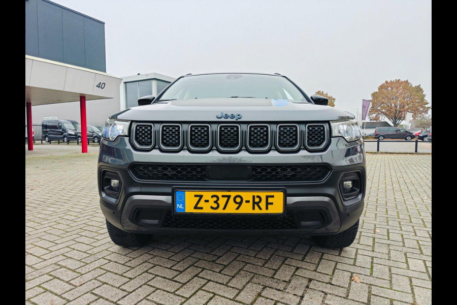 Jeep Compass 4xe 240 Plug-in Hybrid Electric Trailhawk