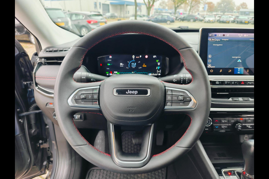 Jeep Compass 4xe 240 Plug-in Hybrid Electric Trailhawk