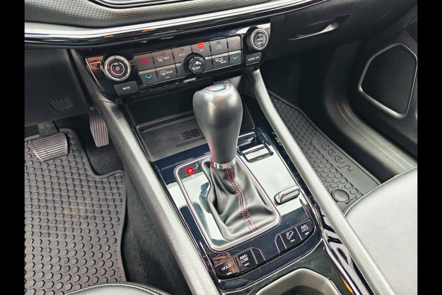 Jeep Compass 4xe 240 Plug-in Hybrid Electric Trailhawk