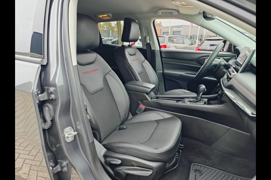 Jeep Compass 4xe 240 Plug-in Hybrid Electric Trailhawk