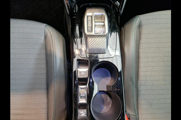 Peugeot e-2008 EV Allure Pack 50 kWh SOH 99,6% | 3-Fase 11 kWh |  Stoelverwarming | Advanced Grip Control | Apple Carplay/Android Auto | Achteruitrijcamera | Cruise Control |