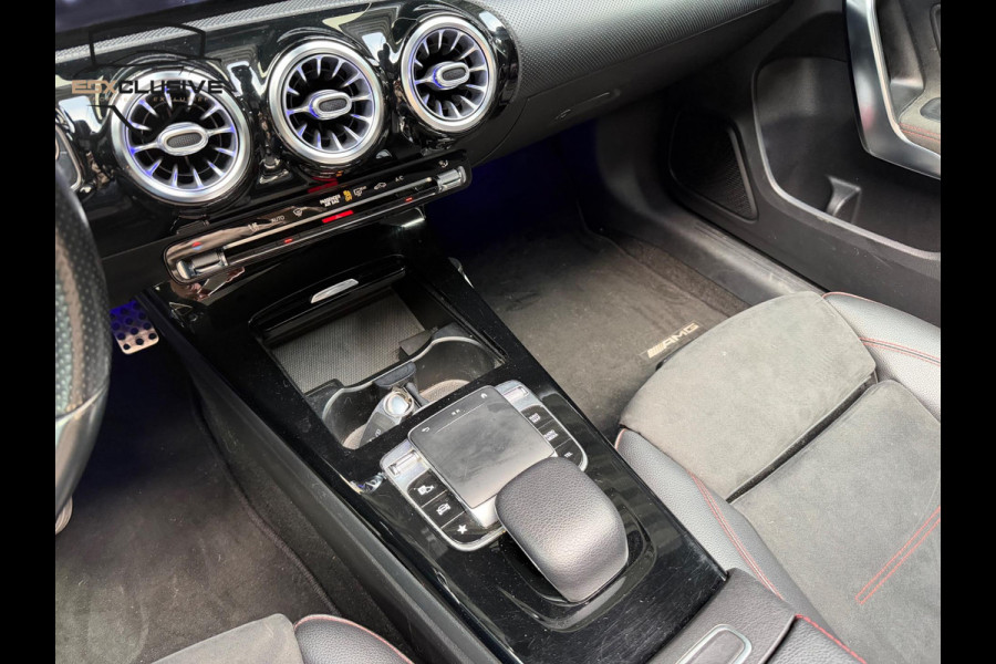 Mercedes-Benz A-Klasse 200 Business Solution AMG Pakket Camera/Ambiente/Keyless