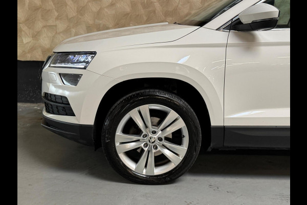 Škoda Karoq 1.5 TSI ACT Sportline Business | Pano | Memory | Sportstoelen | Sfeerverlichting | Cruise control | DAB