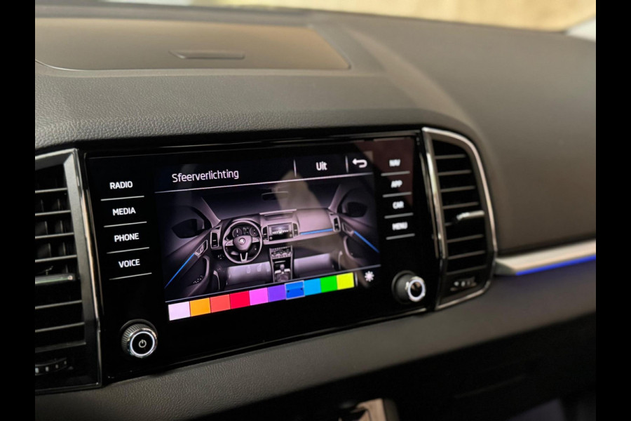 Škoda Karoq 1.5 TSI ACT Sportline Business | Pano | Memory | Sportstoelen | Sfeerverlichting | Cruise control | DAB