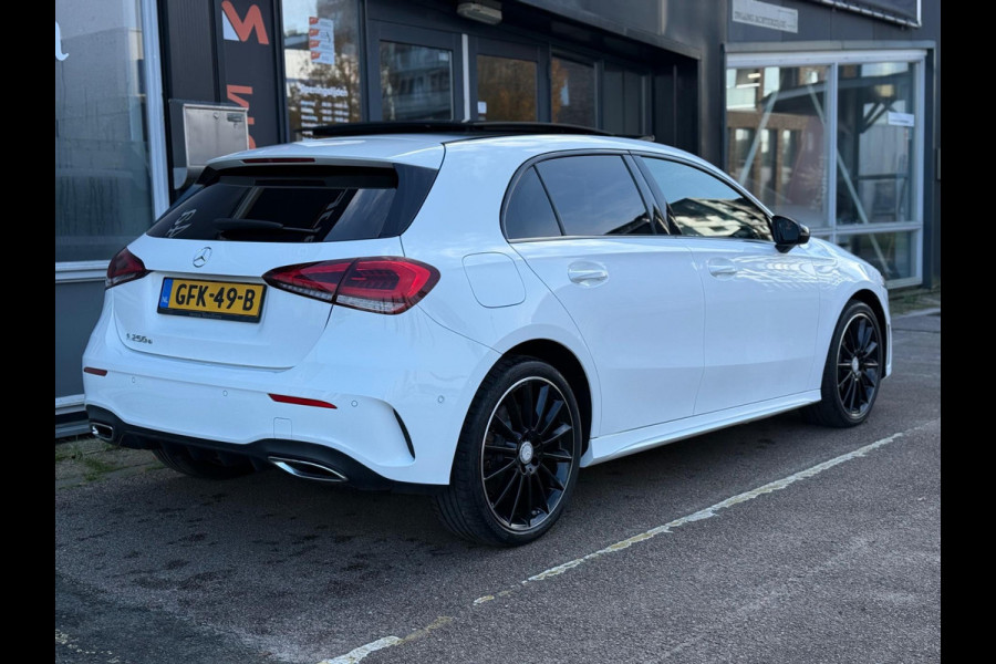 Mercedes-Benz A-Klasse 250 e AMG Line | Pano | Sfeer | Leer | Cruise
