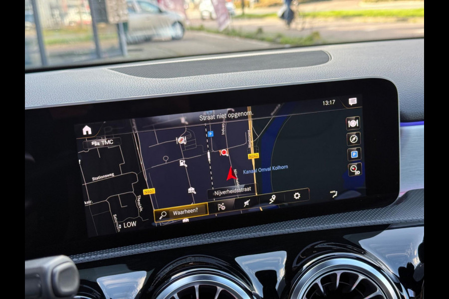 Mercedes-Benz A-Klasse 250 e AMG Line | Pano | Sfeer | Leer | Cruise