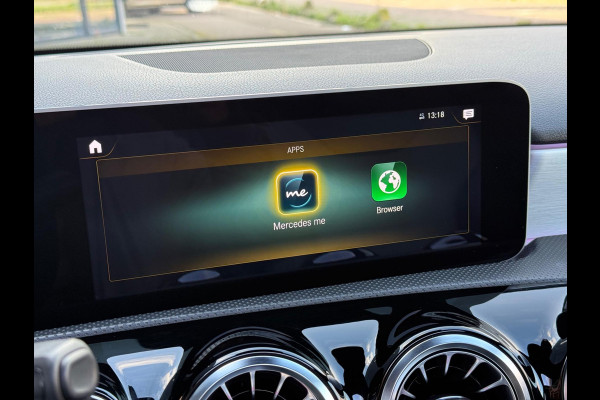 Mercedes-Benz A-Klasse 250 e AMG Line | Pano | Sfeer | Leer | Cruise