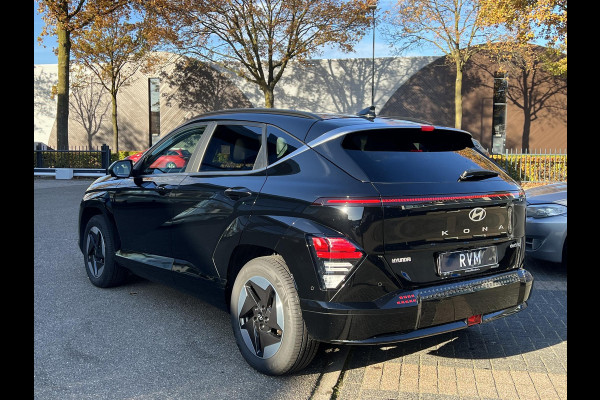 Hyundai Kona Elektro 160 kW Trend-Paket 3-Fase Lader | Dealeronderhouden | Fabrieksgarantie Hyundai tot 2029 | Stoel & Stuurverwarming | 360 camera | | Rijklaar Geleverd