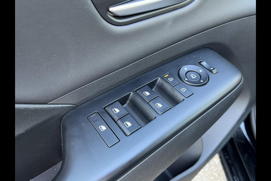 Hyundai Kona Elektro 160 kW Trend-Paket 3-Fase Lader | Dealeronderhouden | Fabrieksgarantie Hyundai tot 2029 | Stoel & Stuurverwarming | 360 camera | | Rijklaar Geleverd