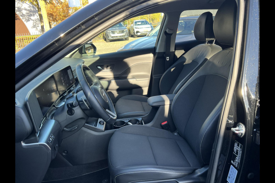 Hyundai Kona Elektro 160 kW Trend-Paket 3-Fase Lader | Dealeronderhouden | Fabrieksgarantie Hyundai tot 2029 | Stoel & Stuurverwarming | 360 camera | | Rijklaar Geleverd