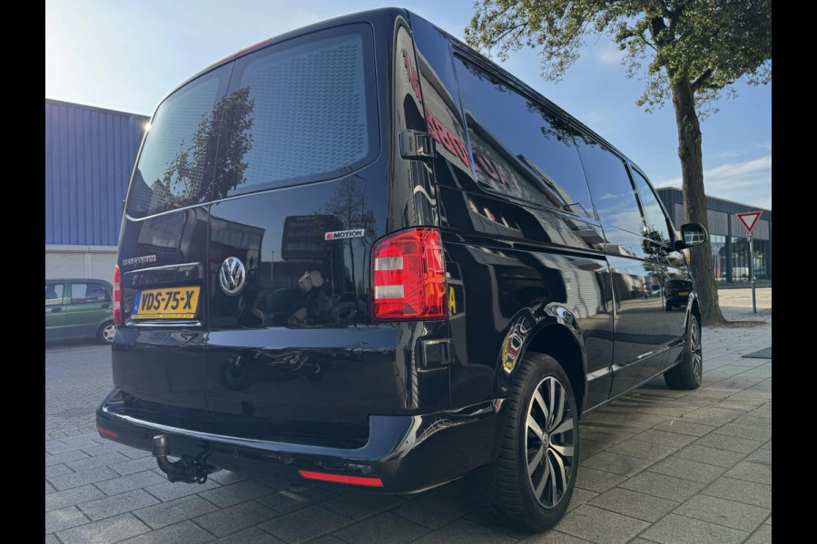 Volkswagen Transporter 2.0 TDI L2H1 4Motion Highline - AUTOMAAT - 67.000 KM I Navigatie I Airco I Schuif/kantel dak I PDC I LED