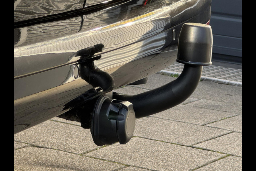 Volkswagen Transporter 2.0 TDI L2H1 4Motion Highline - AUTOMAAT - 67.000 KM I Navigatie I Airco I Schuif/kantel dak I PDC I LED