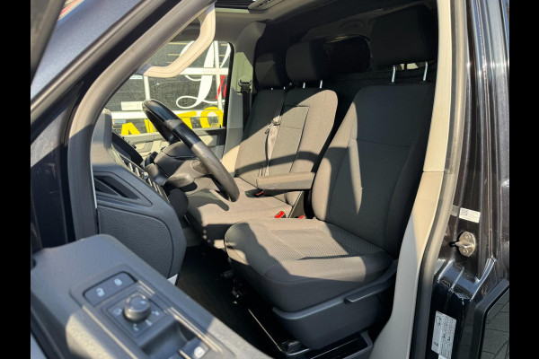 Volkswagen Transporter 2.0 TDI L2H1 4Motion Highline - AUTOMAAT - 67.000 KM I Navigatie I Airco I Schuif/kantel dak I PDC I LED