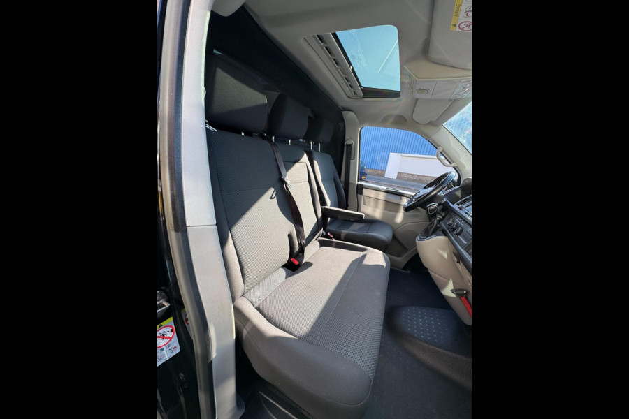 Volkswagen Transporter 2.0 TDI L2H1 4Motion Highline - AUTOMAAT - 67.000 KM I Navigatie I Airco I Schuif/kantel dak I PDC I LED
